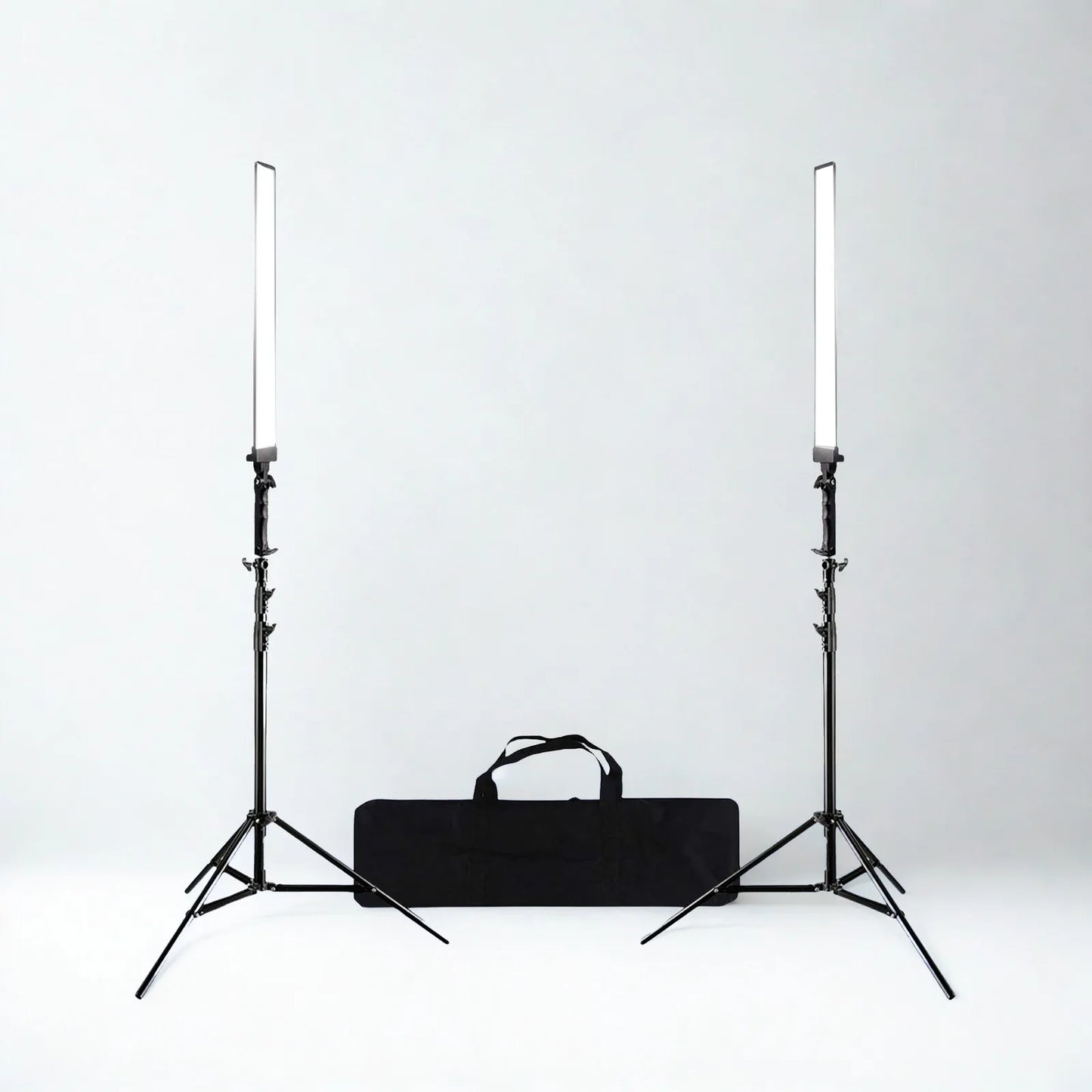 Pack 2 Focos De Iluminación LED Ultimate + Trípodes